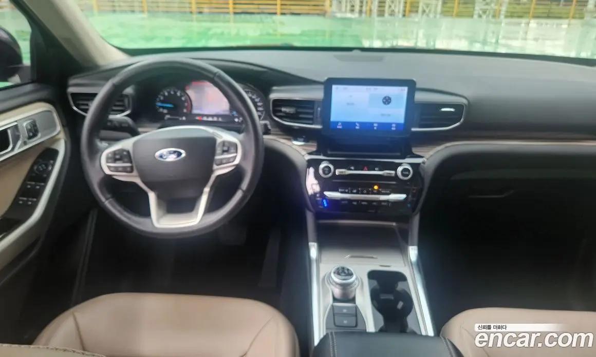 Ford Explorer 2022 2.3 автомат (гидро), фото 9