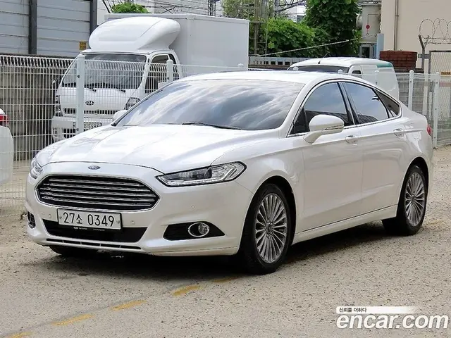 Ford Mondeo 2016 2.0 автомат (гидро), миниатюра 2