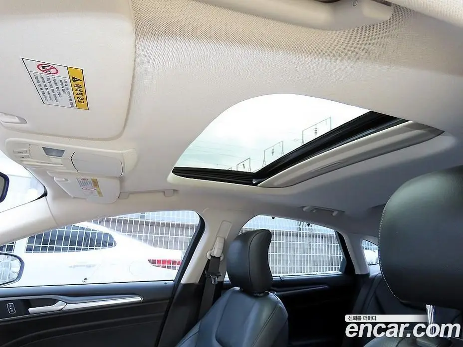 Ford Mondeo 2016 2.0 автомат (гидро), фото 17