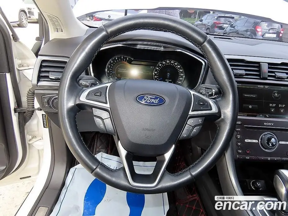 Ford Mondeo 2016 2.0 автомат (гидро), фото 8