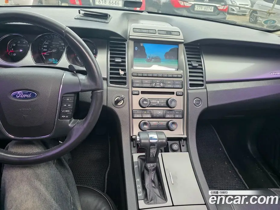 Ford Taurus 2010 3.5 автомат (гидро), фото 14 Ford Taurus 2010 3.5 автомат (гидро), фото 14