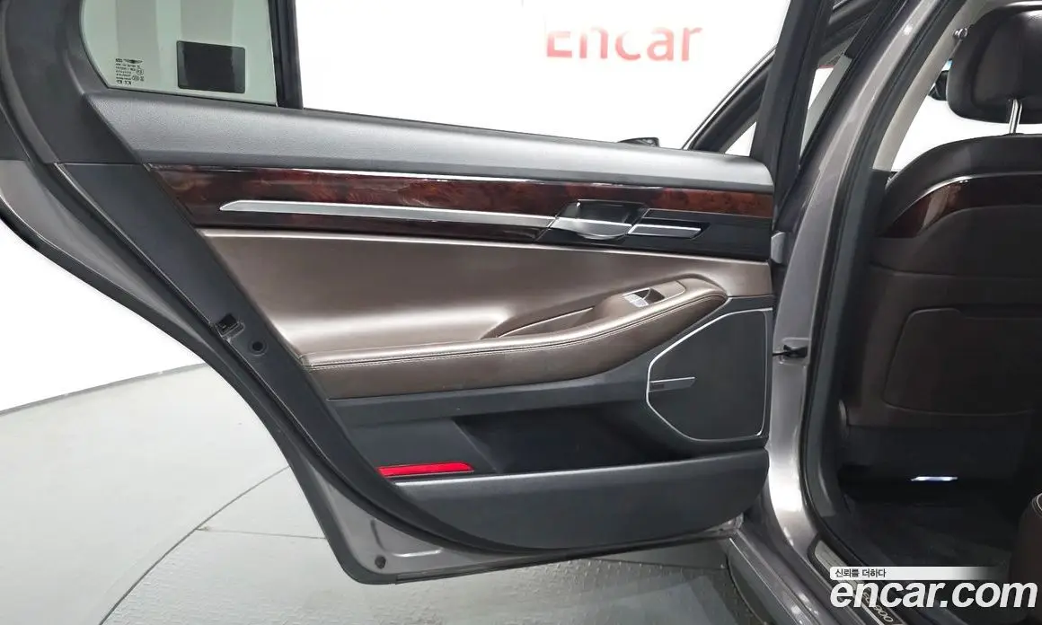 Genesis EQ900 2016 3.8 автомат (гидро), фото 14