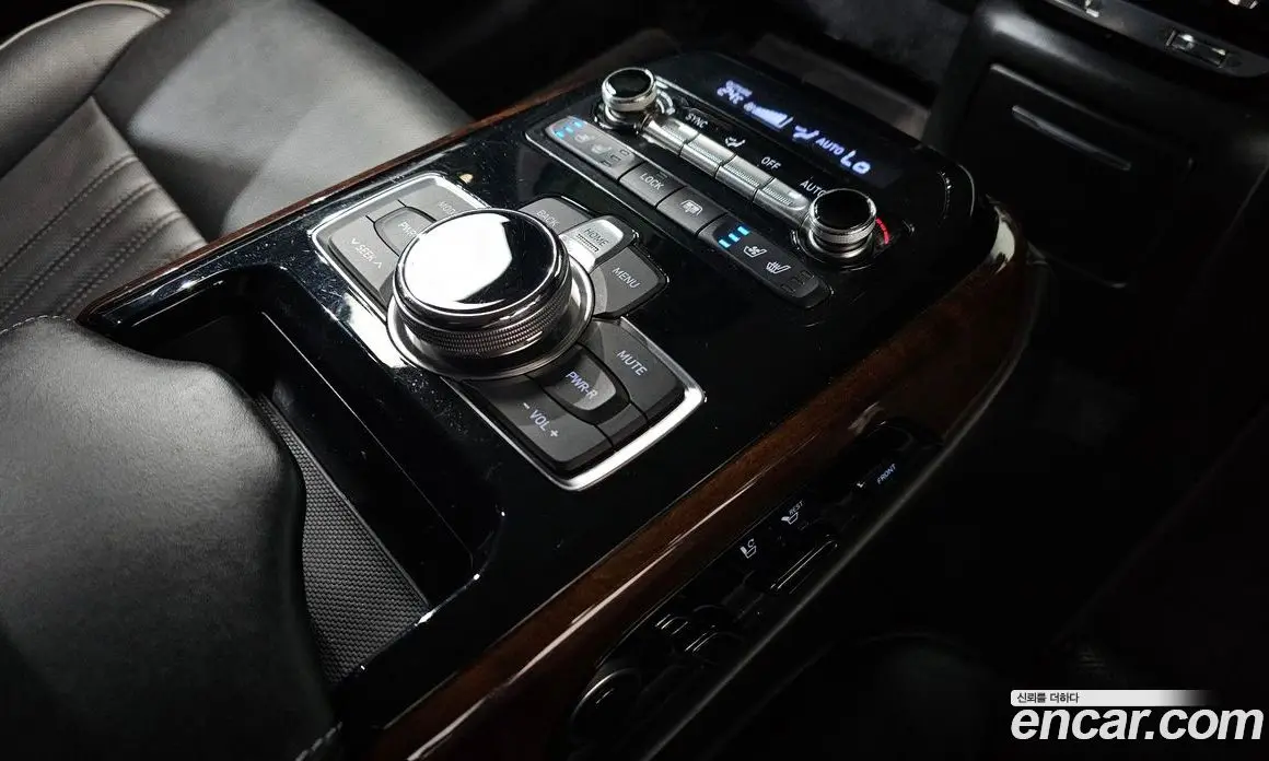 Genesis EQ900 2016 3.8 автомат (гидро), фото 24