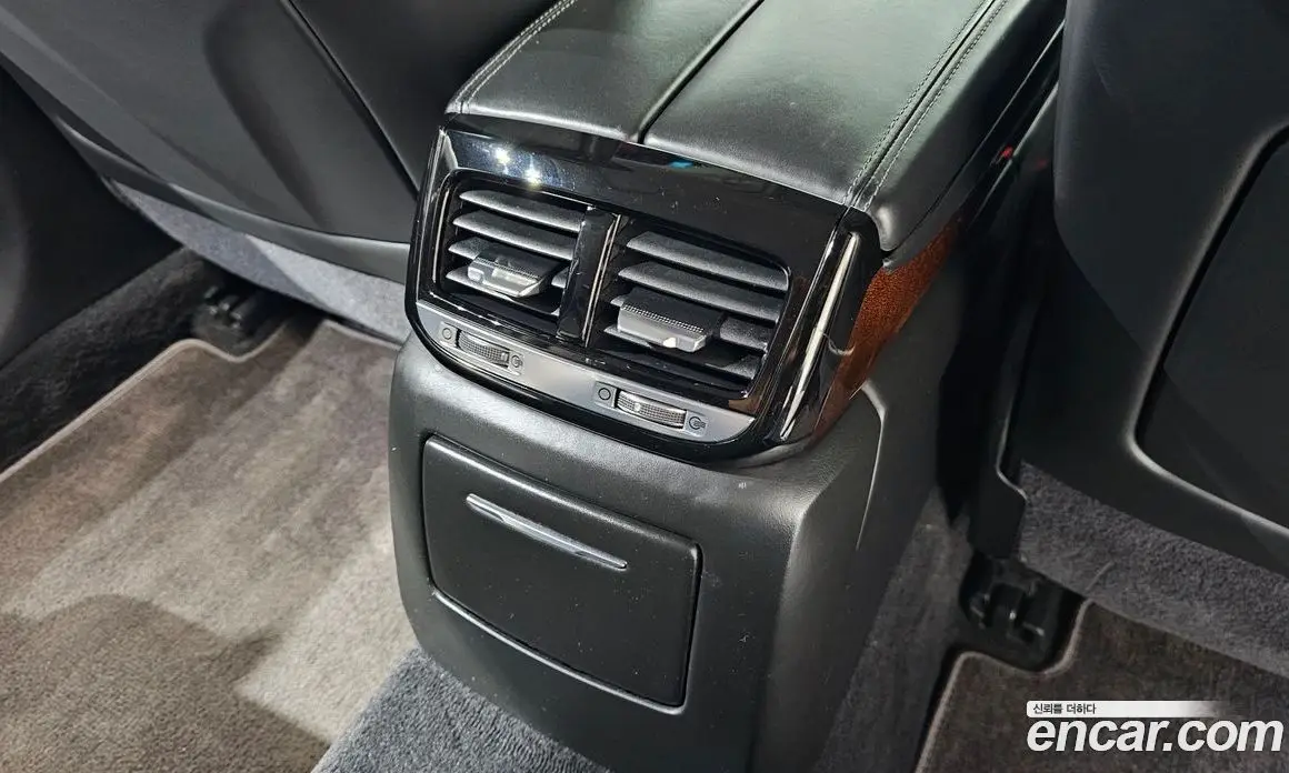 Genesis EQ900 2016 3.8 автомат (гидро), фото 31