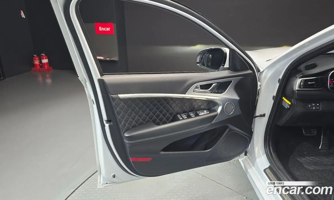 Genesis G70 2018 2.0 автомат (гидро), фото 14