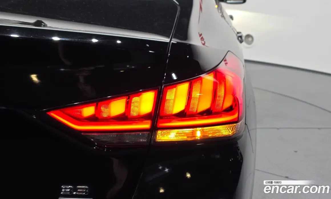 Genesis G80 2016 3.3 автомат (гидро), фото 9