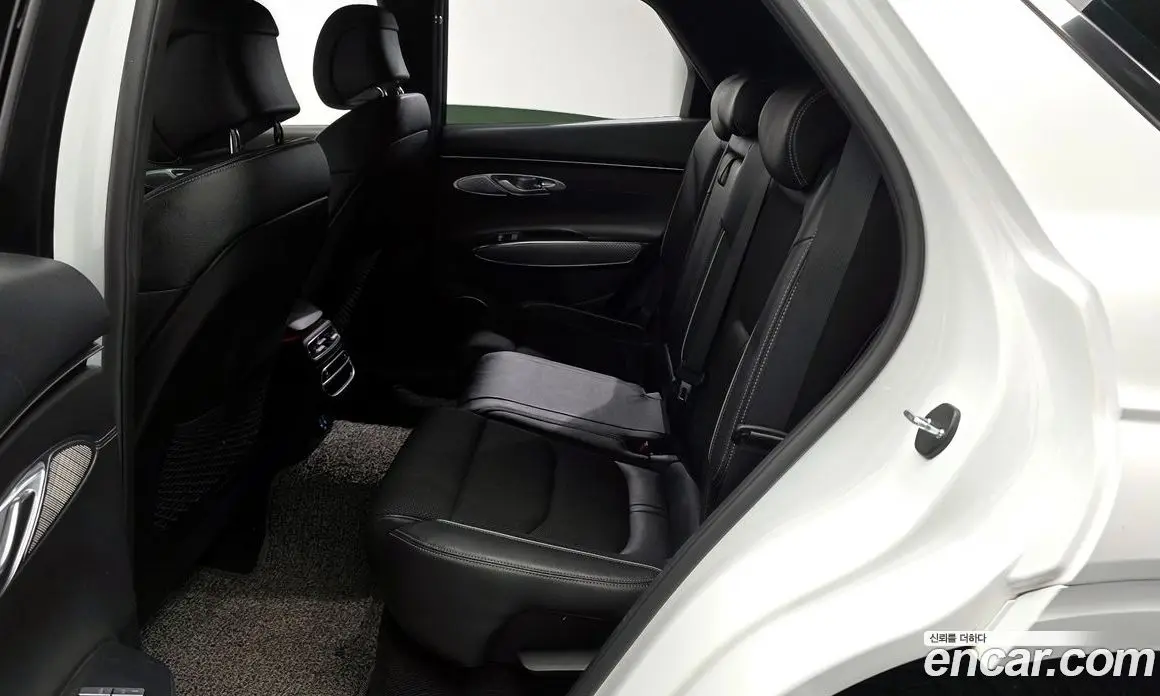 Genesis GV70 2021 2.5 автомат (гидро), фото 16