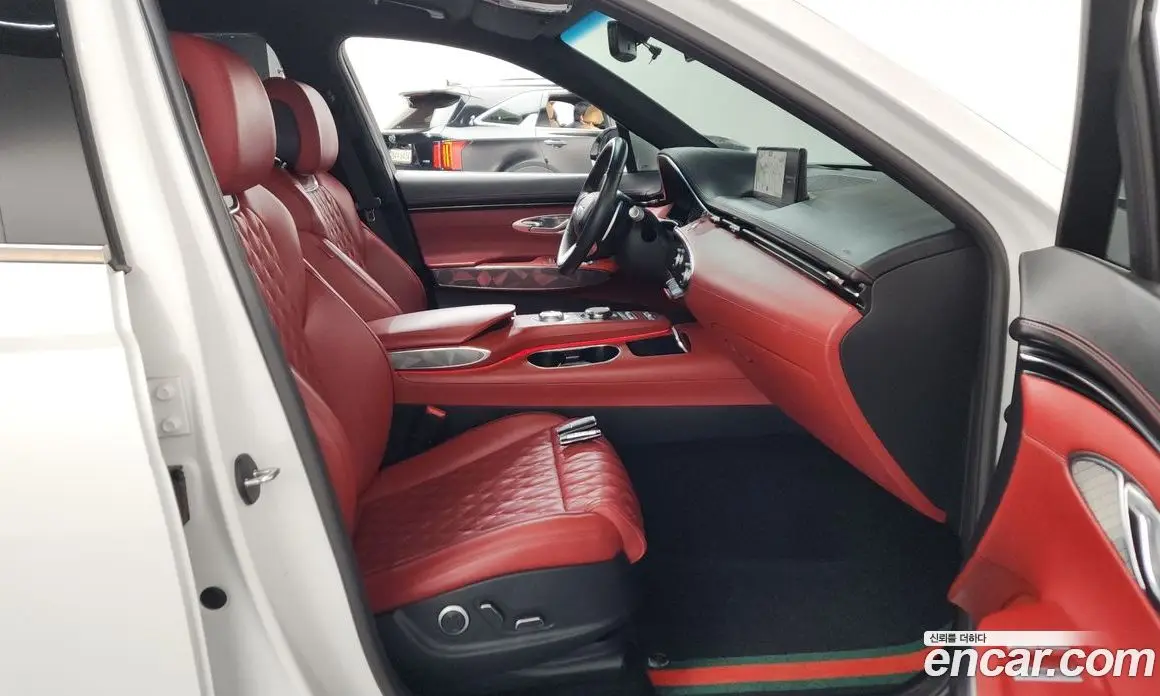 Genesis GV70 2021 2.5 автомат (гидро), фото 16