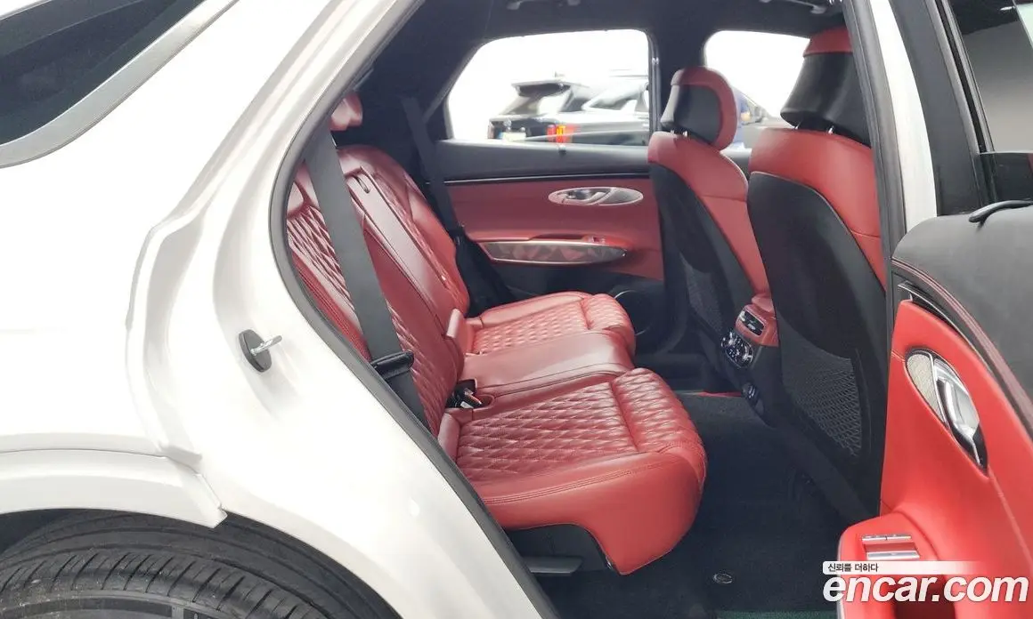 Genesis GV70 2021 2.5 автомат (гидро), фото 17