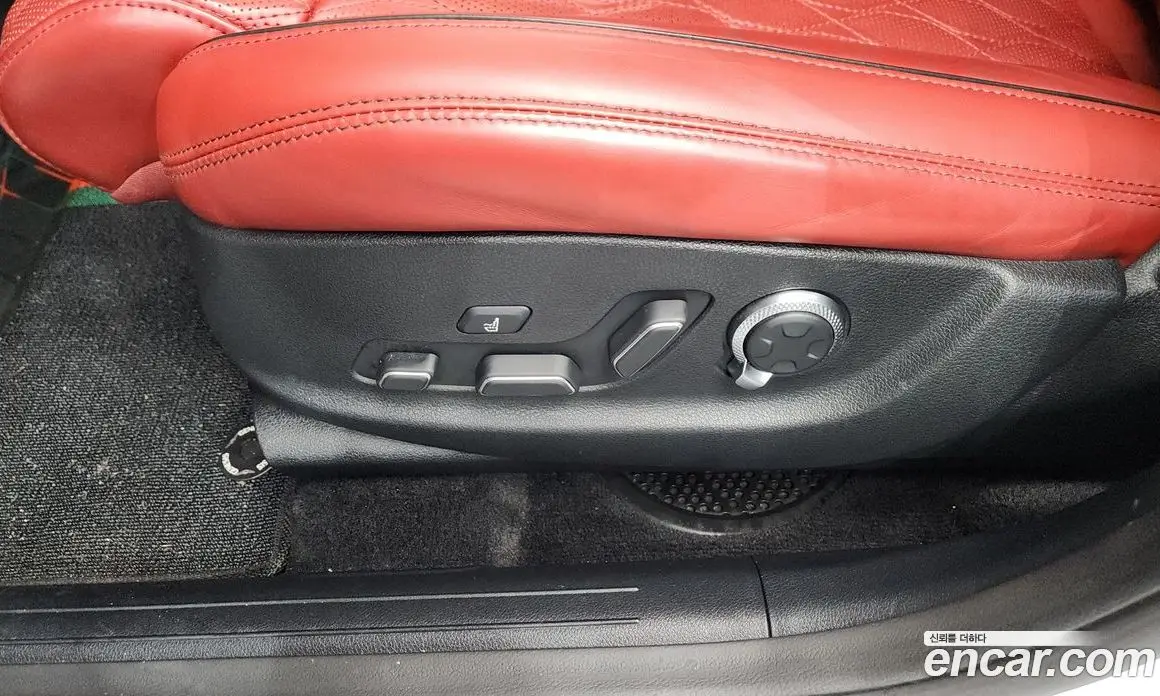 Genesis GV70 2021 2.5 автомат (гидро), фото 31