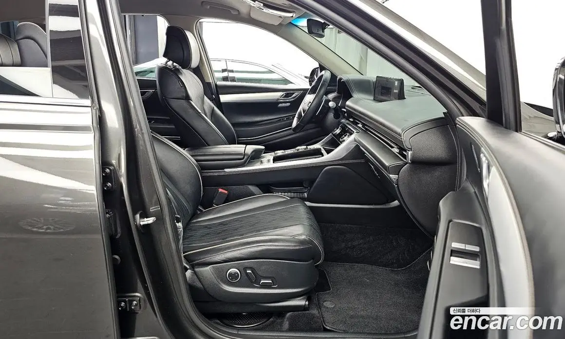 Genesis GV80 2023 2.5 автомат (гидро), фото 17