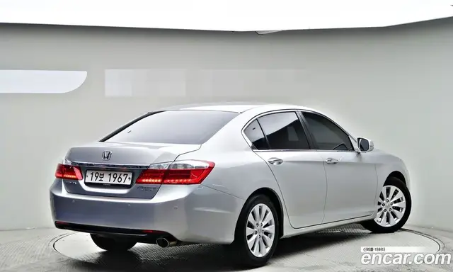 Honda Accord 2015 2.4 автомат (гидро), миниатюра 2