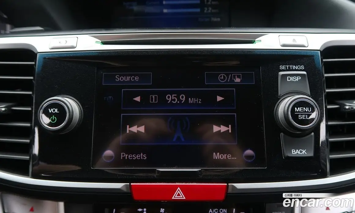Honda Accord 2015 2.4 автомат (гидро), фото 16