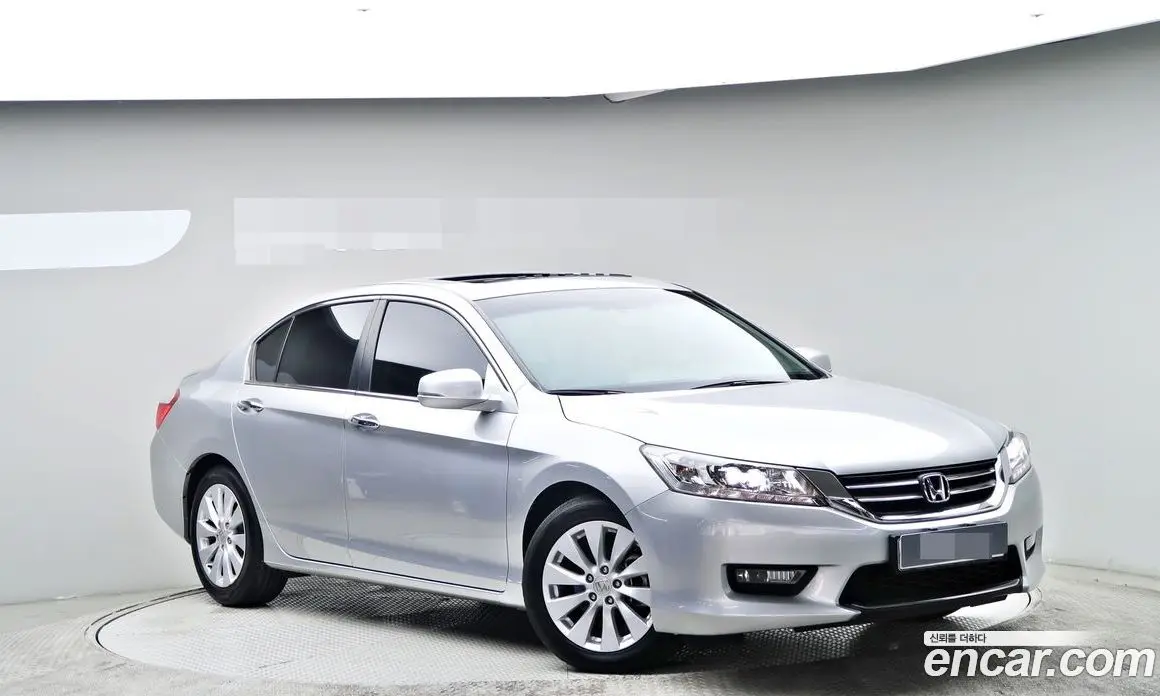 Honda Accord 2015 2.4 автомат (гидро), фото 3