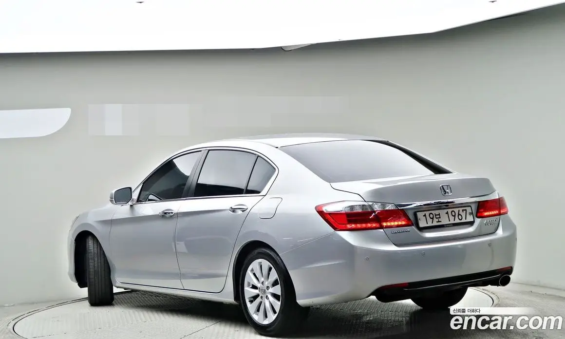 Honda Accord 2015 2.4 автомат (гидро), фото 4
