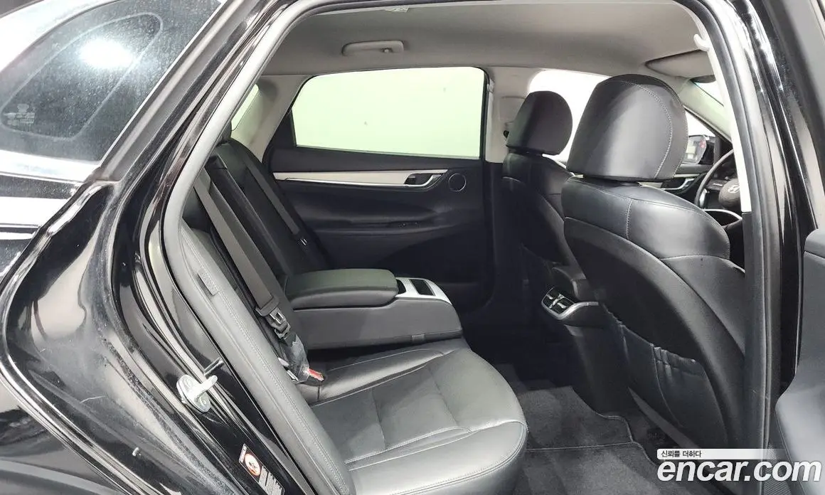 Hyundai Grandeur 2020 3.3 автомат (гидро), фото 11