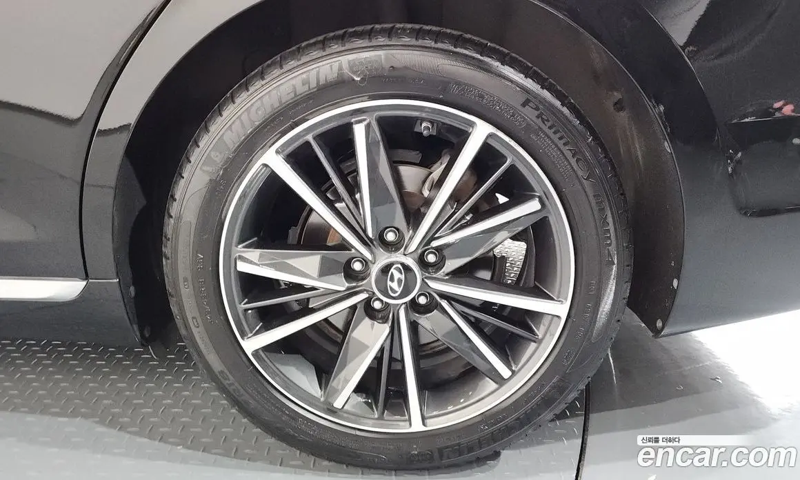 Hyundai Grandeur 2020 3.3 автомат (гидро), фото 4