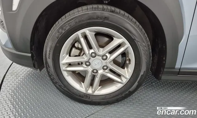 Hyundai Kona 2017 1.6 автомат (гидро), миниатюра 5 Hyundai Kona 2017 1.6 автомат (гидро), миниатюра 5