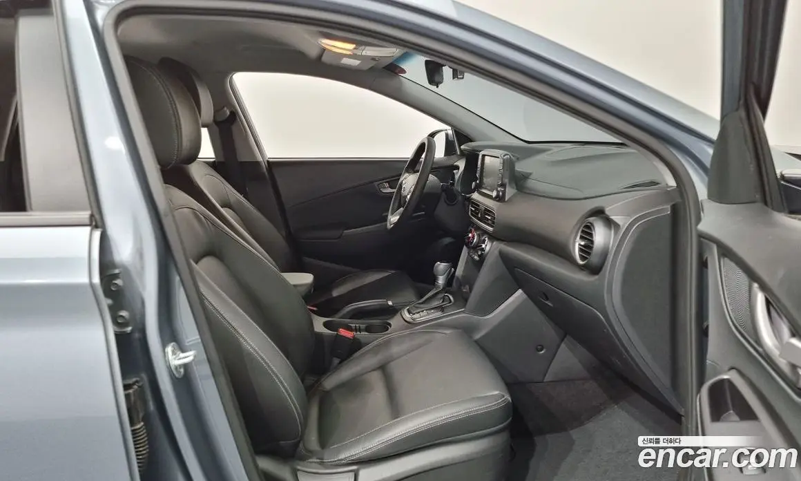 Hyundai Kona 2017 1.6 автомат (гидро), фото 10 Hyundai Kona 2017 1.6 автомат (гидро), фото 10
