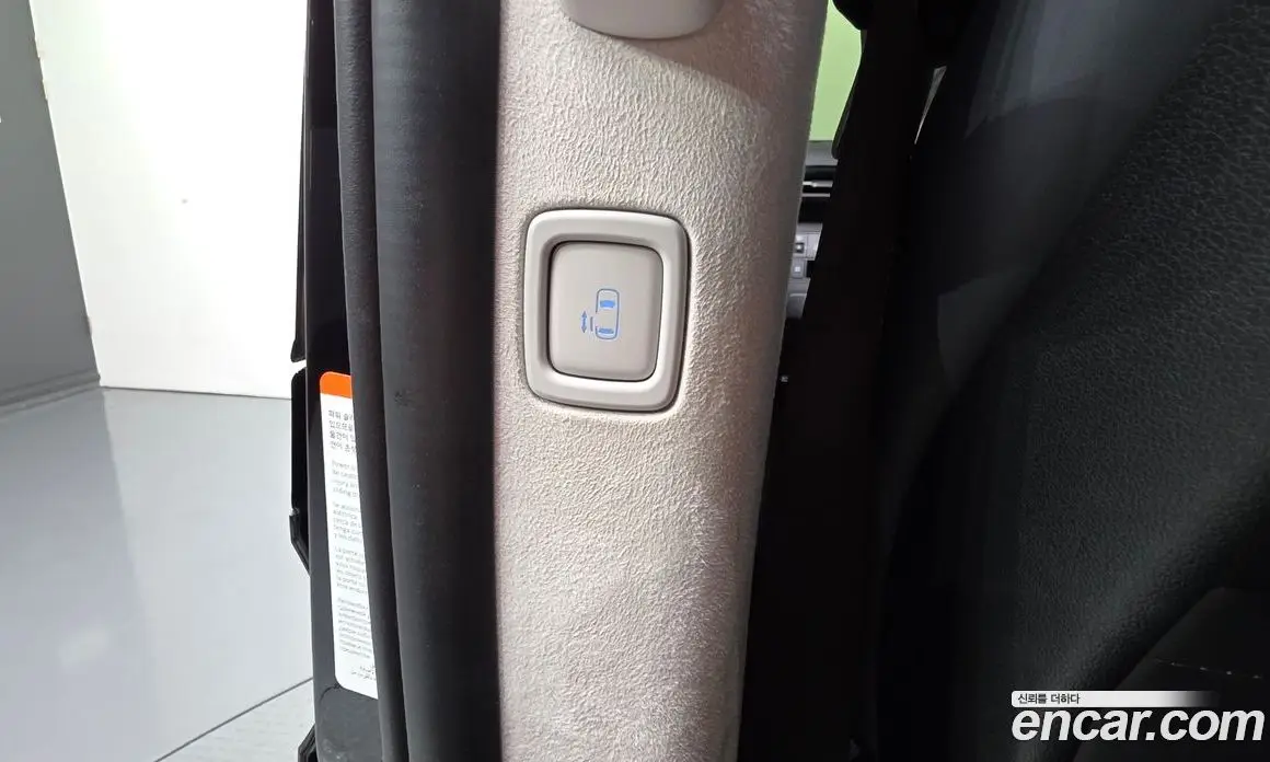 Hyundai Staria 2025 2.2 автомат (гидро), фото 18