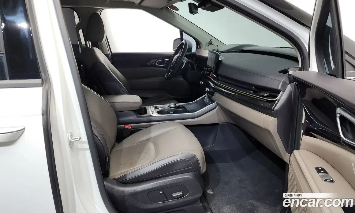 Kia Carnival 2024 2.2 автомат (гидро), фото 11 Kia Carnival 2024 2.2 автомат (гидро), фото 11