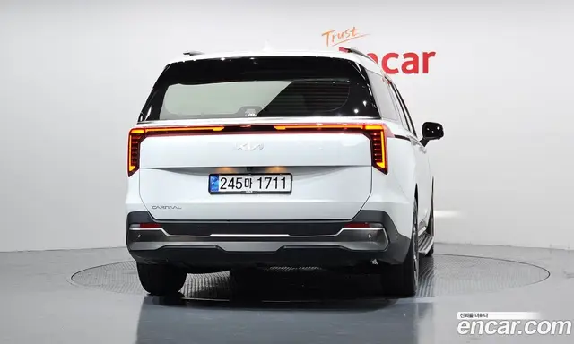 Kia Carnival 2024 2.2 автомат (гидро), миниатюра 4