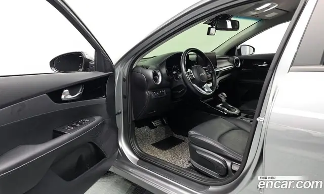 Kia K3 2023 1.6 автомат (гидро), миниатюра 10