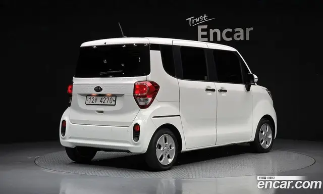 Kia Ray 2018 1.0 автомат (гидро), миниатюра 2