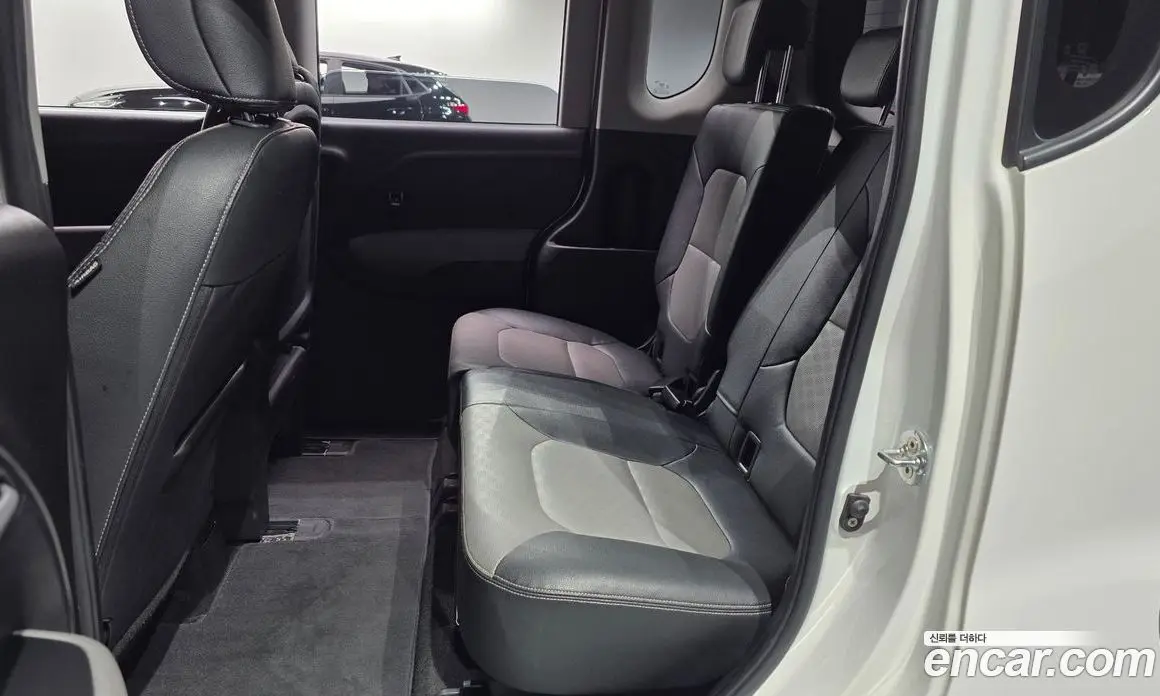 Kia Ray 2018 1.0 автомат (гидро), фото 17