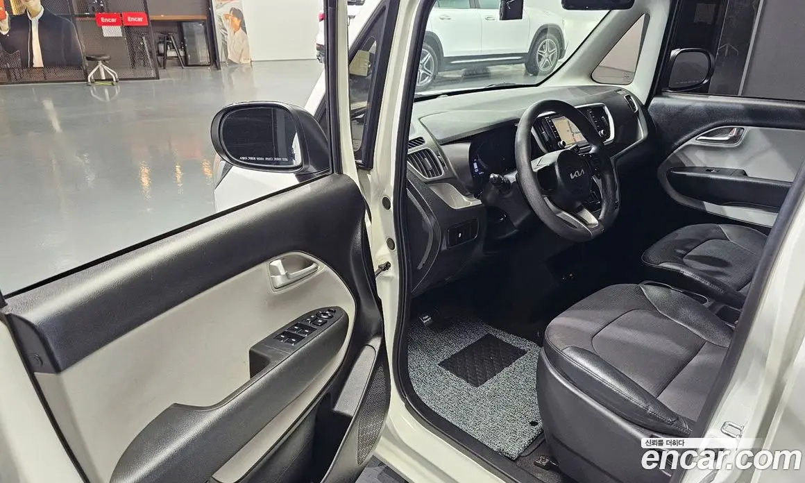 Kia Ray 2022 1.0 автомат (гидро), фото 13