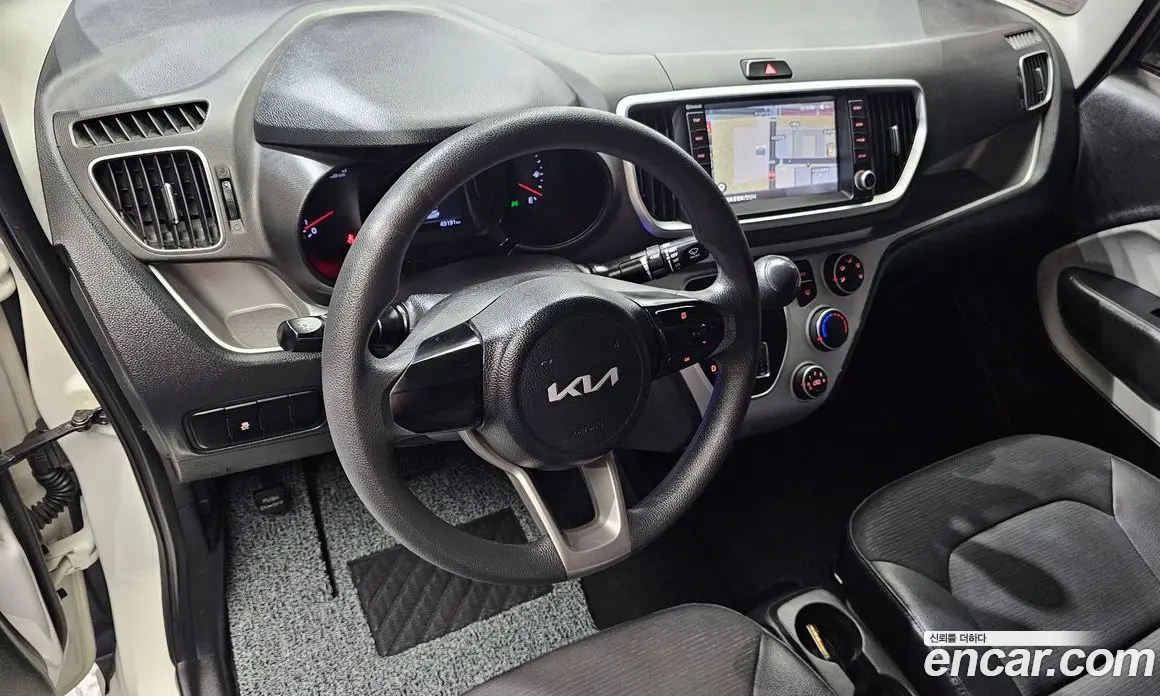 Kia Ray 2022 1.0 автомат (гидро), фото 18