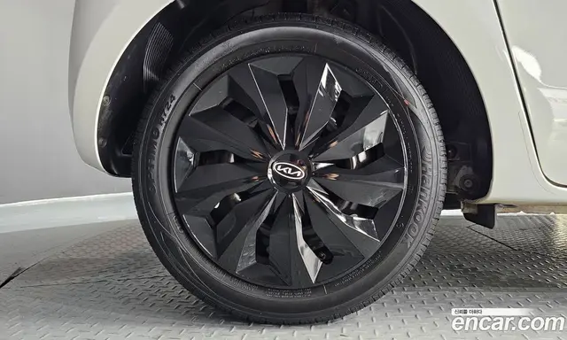 Kia Ray 2022 1.0 автомат (гидро), миниатюра 5