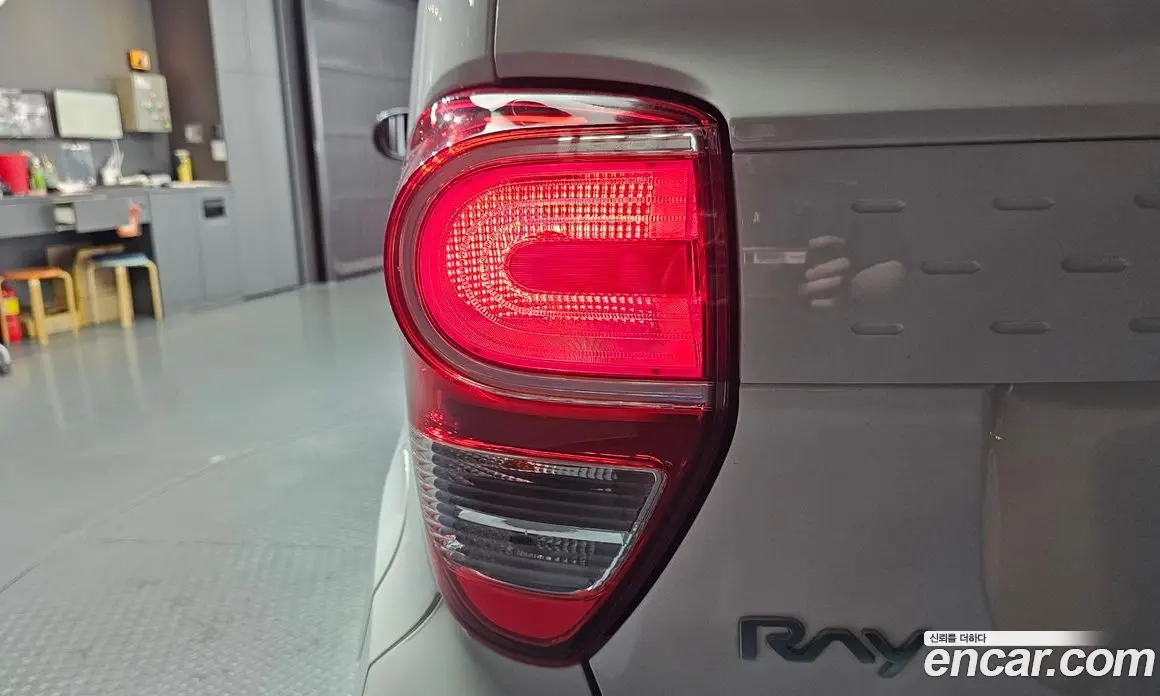 Kia Ray 2022 1.0 автомат (гидро), фото 9