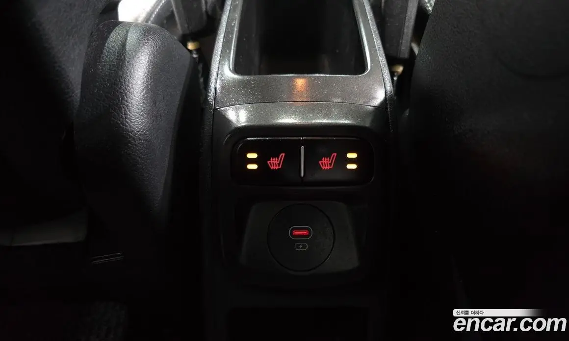 Kia Ray 2023 1.0 автомат (гидро), фото 18