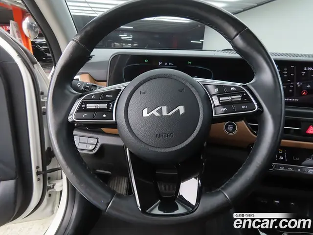 Kia Seltos 2022 2.0 автомат (гидро), миниатюра 8