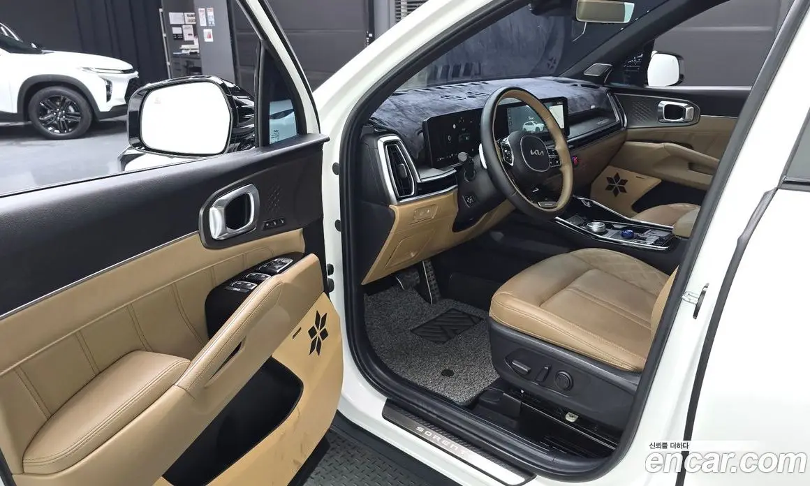 Kia Sorento 2023 1.6 автомат (гидро), фото 10