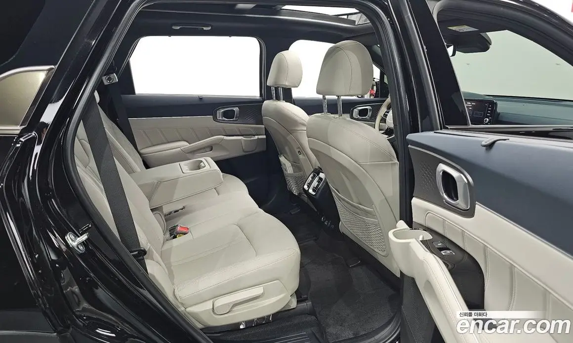 Kia Sorento 2023 1.6 автомат (гидро), фото 16