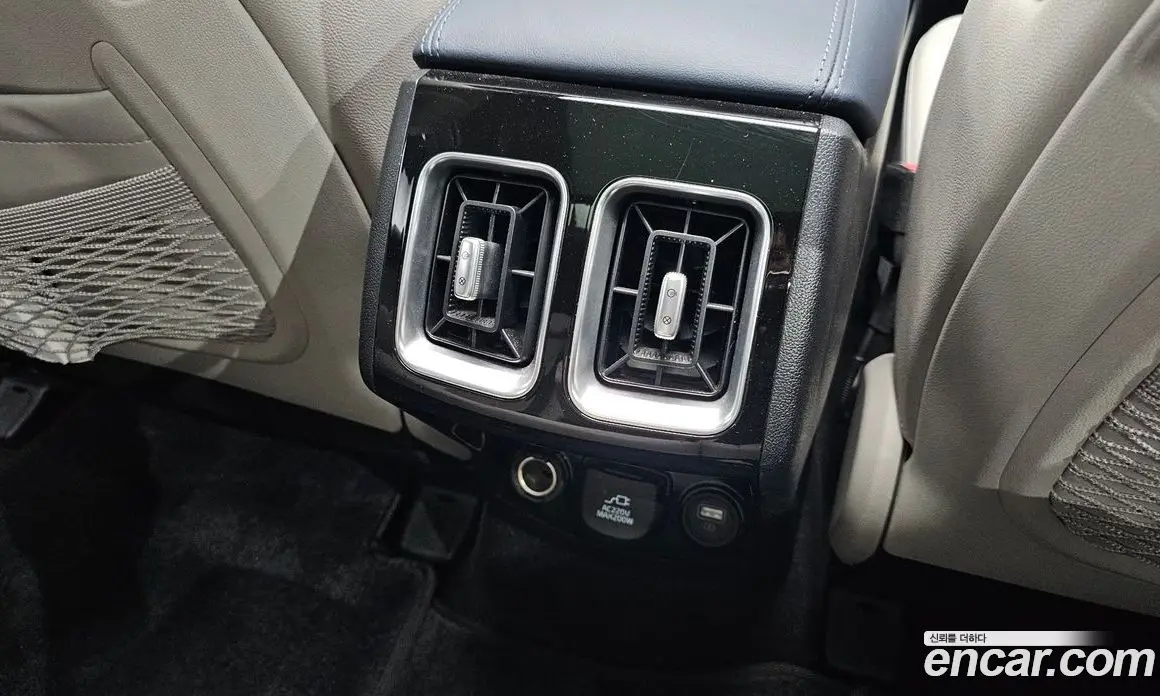 Kia Sorento 2023 1.6 автомат (гидро), фото 31
