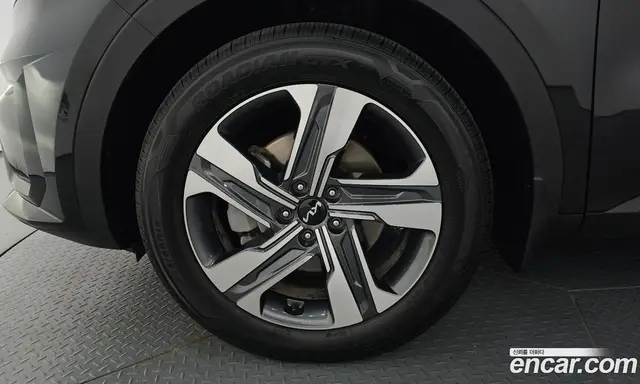 Kia Sorento 2023 1.6 автомат (гидро), миниатюра 5