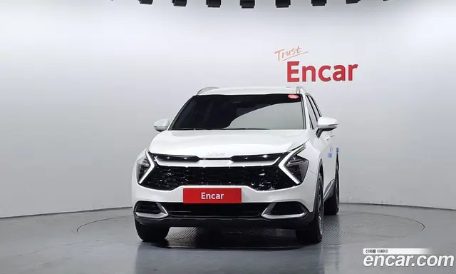 Kia Sportage 2022 2.0 автомат (гидро), миниатюра 3