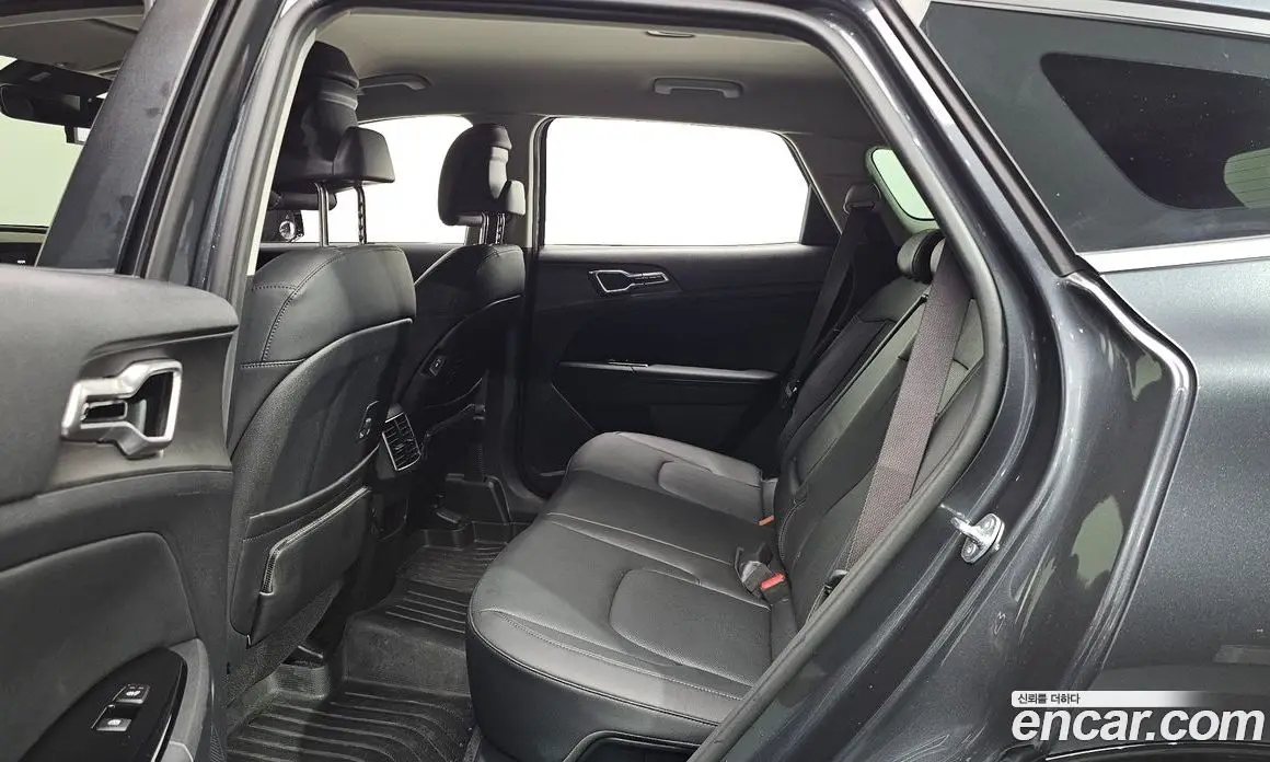 Kia Sportage 2024 2.0 автомат (гидро), фото 17