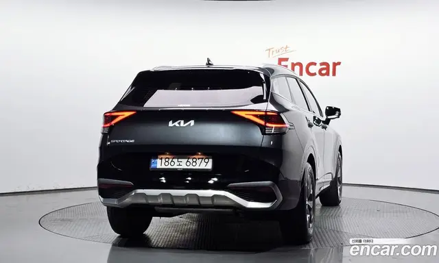 Kia Sportage 2024 2.0 автомат (гидро), миниатюра 3