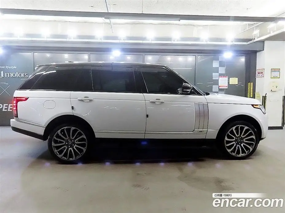 Land Rover Range Rover 2017 4.4 автомат (гидро), фото 5