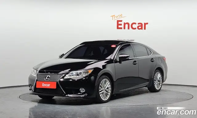 Lexus ES, 2012, 145 399 км
