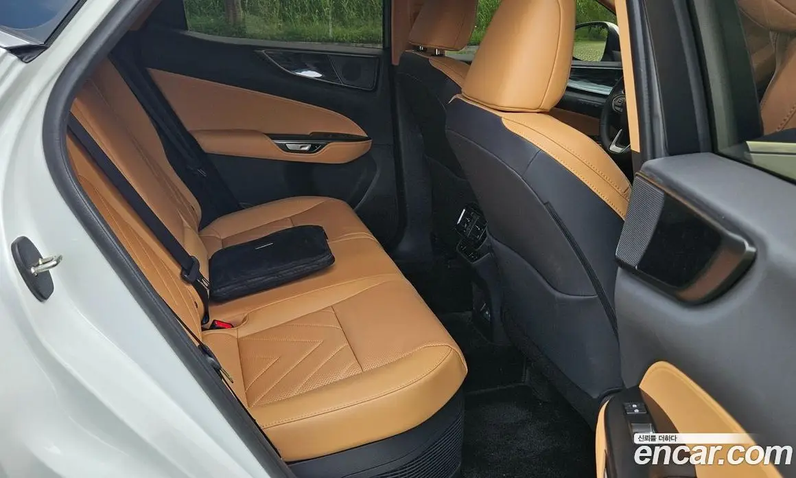 Lexus NX 2026 2.5 автомат (гидро), фото 13