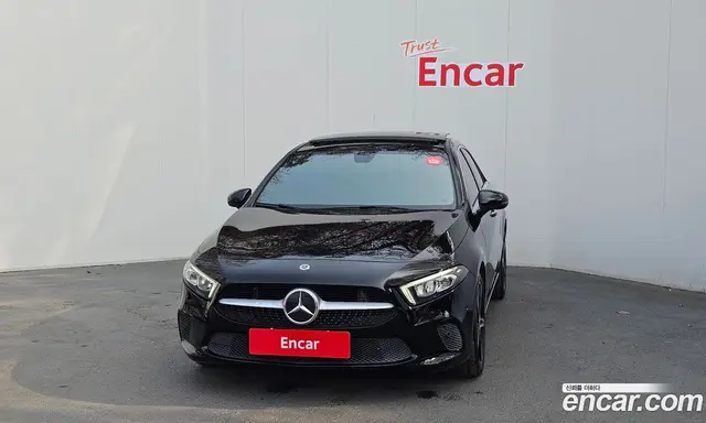 Mercedes-Benz A-Class 2020 2.0 автомат (гидро), миниатюра 3