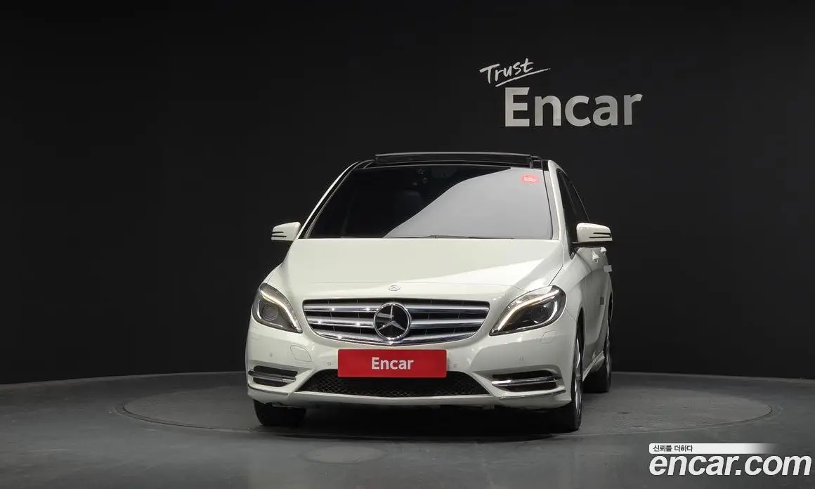 Mercedes-Benz B-Class 2014 1.8 автомат (гидро), фото 3