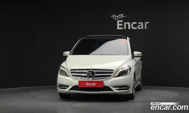 Mercedes-Benz B-Class 2014 1.8 автомат (гидро), миниатюра 3