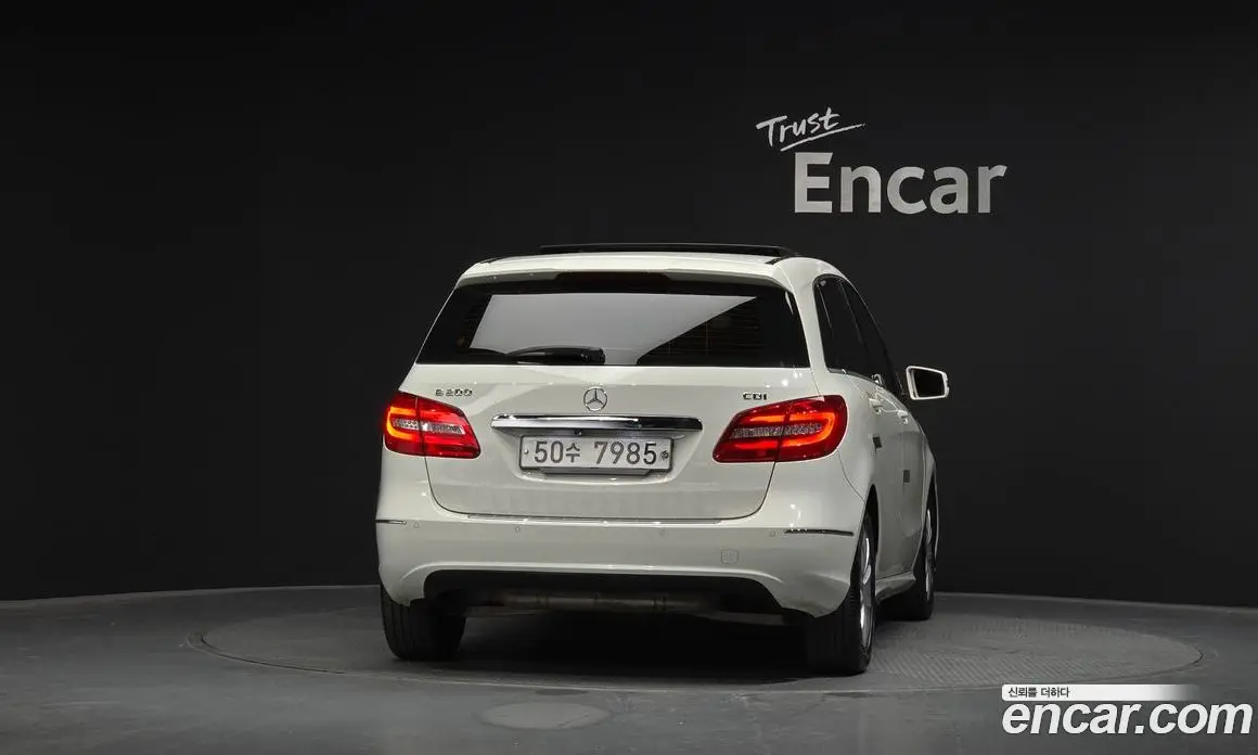 Mercedes-Benz B-Class 2014 1.8 автомат (гидро), фото 4