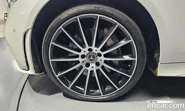 Mercedes-Benz CLS-Class 2018 2.9 автомат (гидро), миниатюра 5